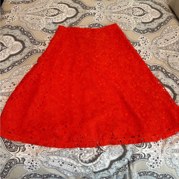 Banana republic, orange lace skirt, size 6 - Picture 3 of 5